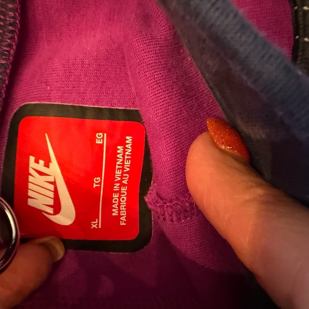 Nike Purple Jogger Pants - Picture 3 of 3
